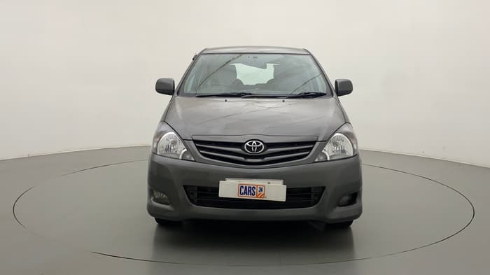 2011 Toyota Innova 2.5 G4 7 STR, Diesel, Manual, 1,23,987 km, Front