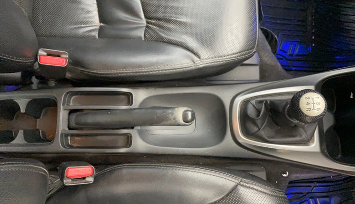 2012 Honda City 1.5L I-VTEC CORPORATE MT, Petrol, Manual, 1,15,554 km, Gear Lever