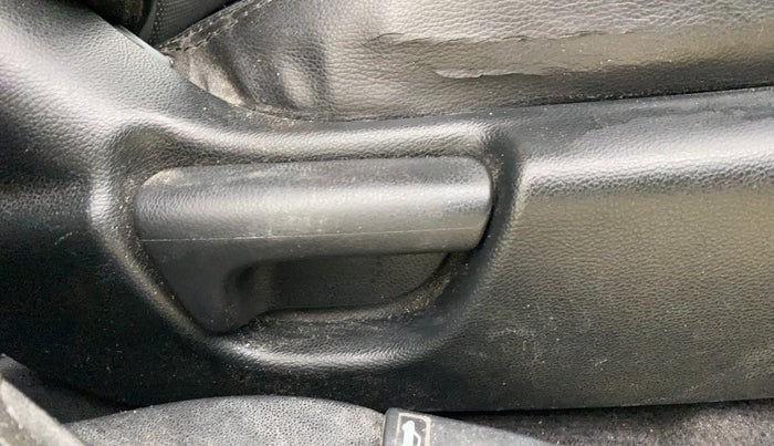 2012 Honda City 1.5L I-VTEC CORPORATE MT, Petrol, Manual, 1,15,554 km, Driver Side Adjustment Panel