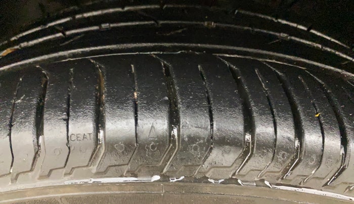 2024 Skoda SLAVIA STYLE 1.5L TSI DSG, Petrol, Automatic, 12,189 km, Left Front Tyre Tread