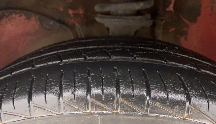 2021 Maruti Alto VXI, Petrol, Manual, 21,122 km, Left Front Tyre Tread