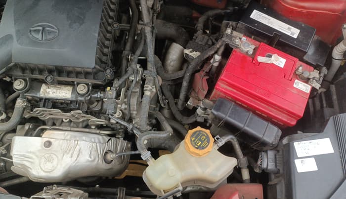 2020 Tata NEXON XZA PLUS (O) PETROL, Petrol, Automatic, 71,498 km, Engine View - Left