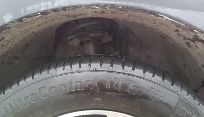 2020 Tata NEXON XZA PLUS (O) PETROL, Petrol, Automatic, 71,498 km, Right Front Tyre Tread