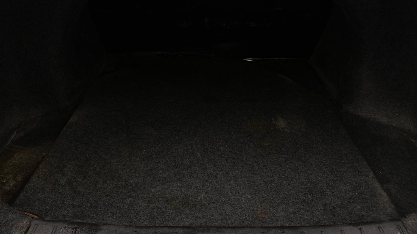 2017 Nissan Sunny XV DIESEL, Diesel, Manual, 1,18,481 km, Boot Inside