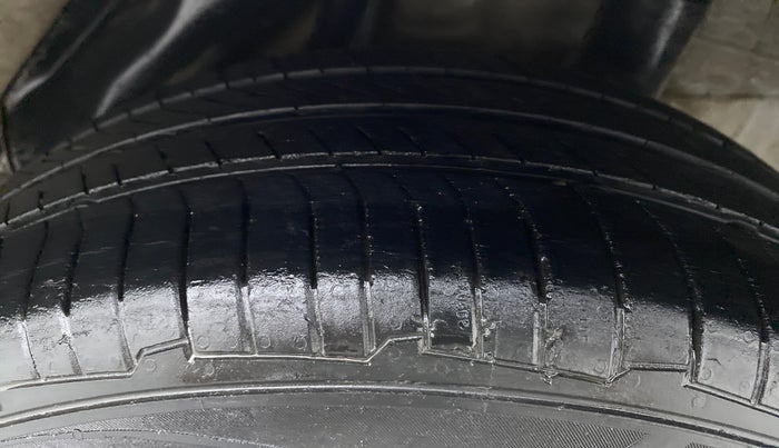 2014 Honda Brio E MT, Petrol, Manual, 62,232 km, Left Rear Tyre Tread