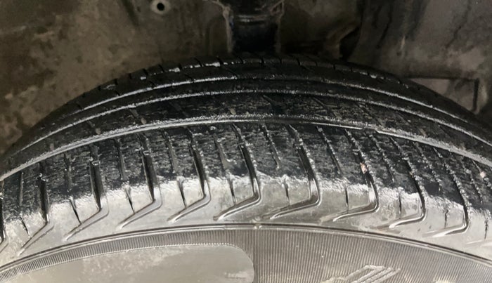 2022 Maruti New Wagon-R LXI 1.0, Petrol, Manual, 7,940 km, Right Front Tyre Tread