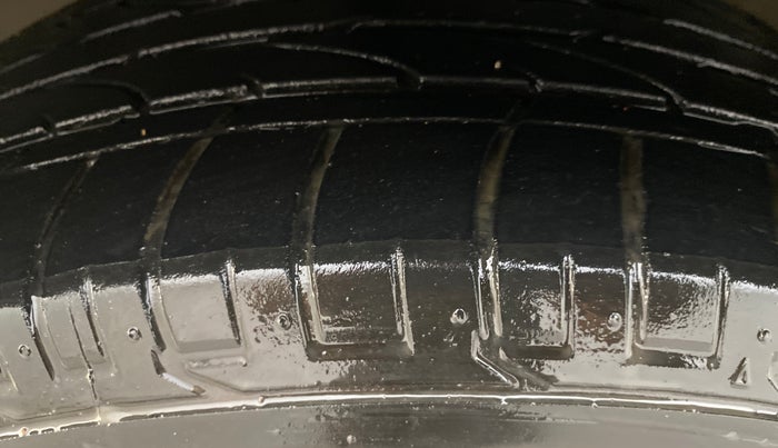 2018 Hyundai Creta SX AT 1.6 PETROL, Petrol, Automatic, 78,241 km, Left Front Tyre Tread