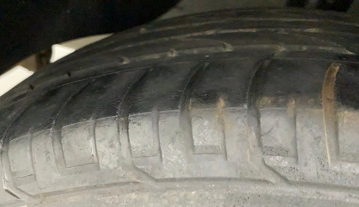 2017 Hyundai Creta SX PLUS AT 1.6 PETROL, Petrol, Automatic, 95,507 km, Right Rear Tyre Tread
