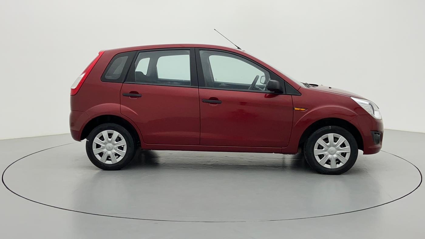 2015 Ford Figo 1.2 EXI DURATEC, Petrol, Manual, 51,114 km, Right Side View