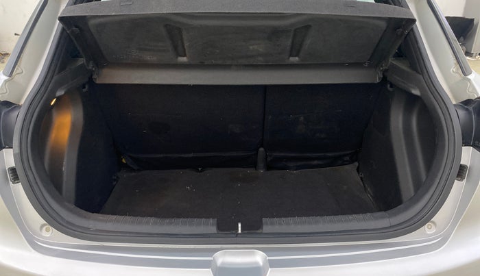 2017 Hyundai Elite i20 ASTA 1.4 CRDI (O), Diesel, Manual, 63,034 km, Boot Inside