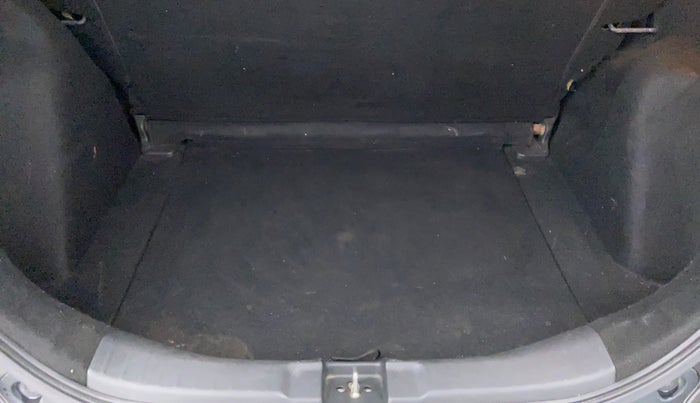 2018 Honda WR-V 1.2 i-VTEC VX MT, Petrol, Manual, 15,175 km, Boot Inside View
