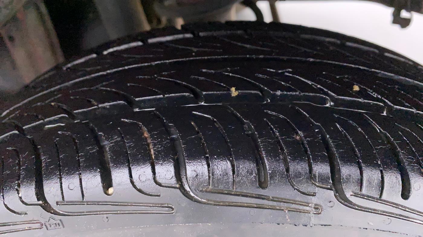 2018 Maruti Alto K10 VXI P, Petrol, Manual, 80,090 km, Left Rear Tyre Tread