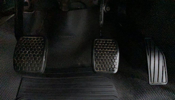 2018 Maruti Alto K10 VXI P, Petrol, Manual, 80,090 km, Pedals