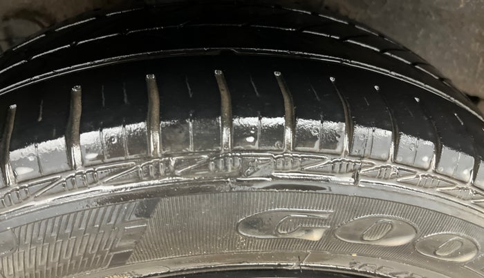 2019 Hyundai Xcent S 1.2, Petrol, Manual, 73,588 km, Right Rear Tyre Tread