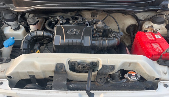 2018 Hyundai Eon ERA +, Petrol, Manual, 67,262 km, Engine View