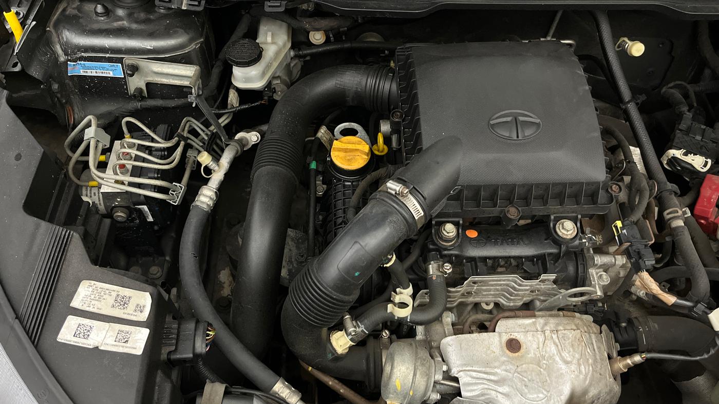 2022 Tata NEXON XZ PLUS (HS) PETROL, Petrol, Manual, 42,992 km, Engine View - Right