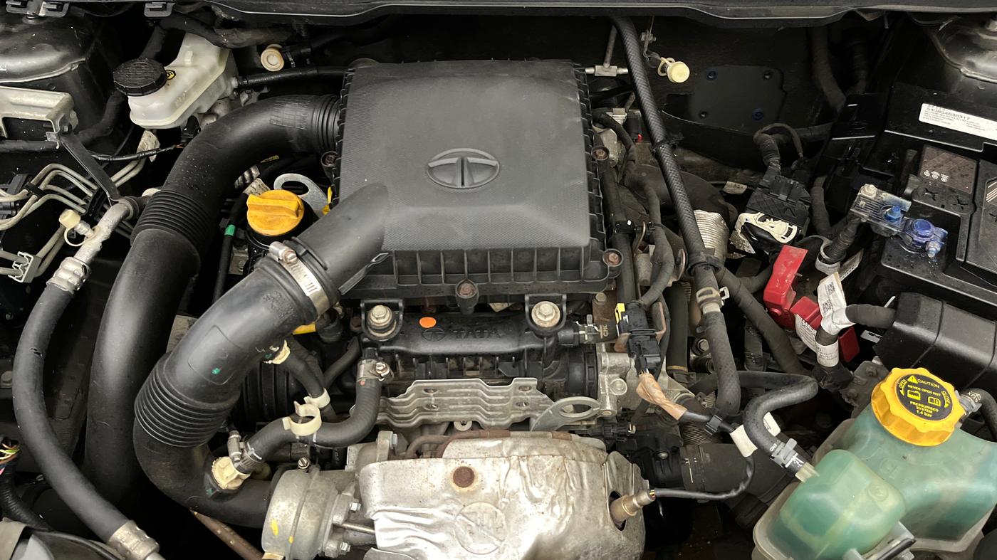 2022 Tata NEXON XZ PLUS (HS) PETROL, Petrol, Manual, 42,992 km, Engine View