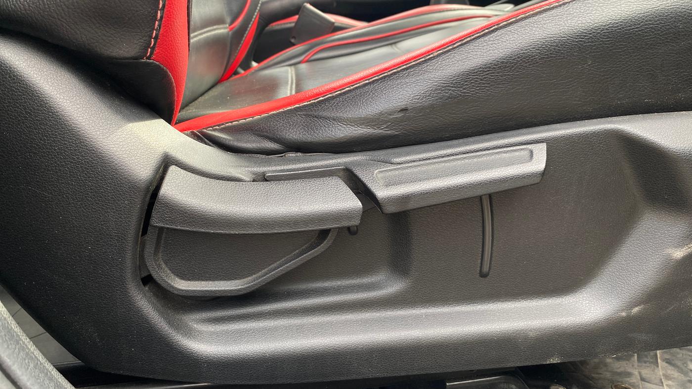 2020 Hyundai VENUE SX 1.0 TURBO IMT, Petrol, Manual, 35,326 km, Driver Side Adjustment Panel