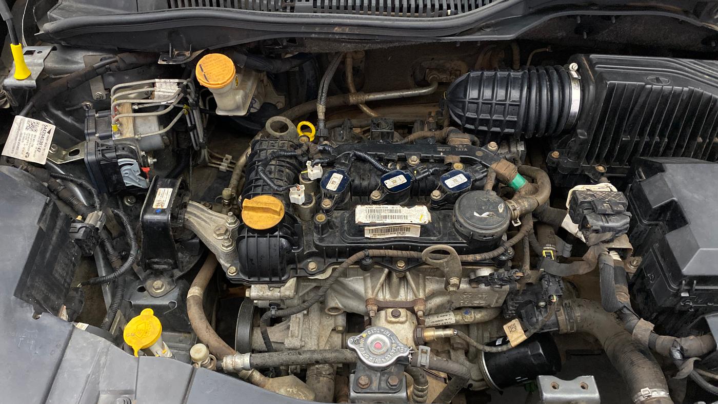 2022 Tata ALTROZ XM PLUS PETROL, Petrol, Manual, 61,333 km, Engine View - Right