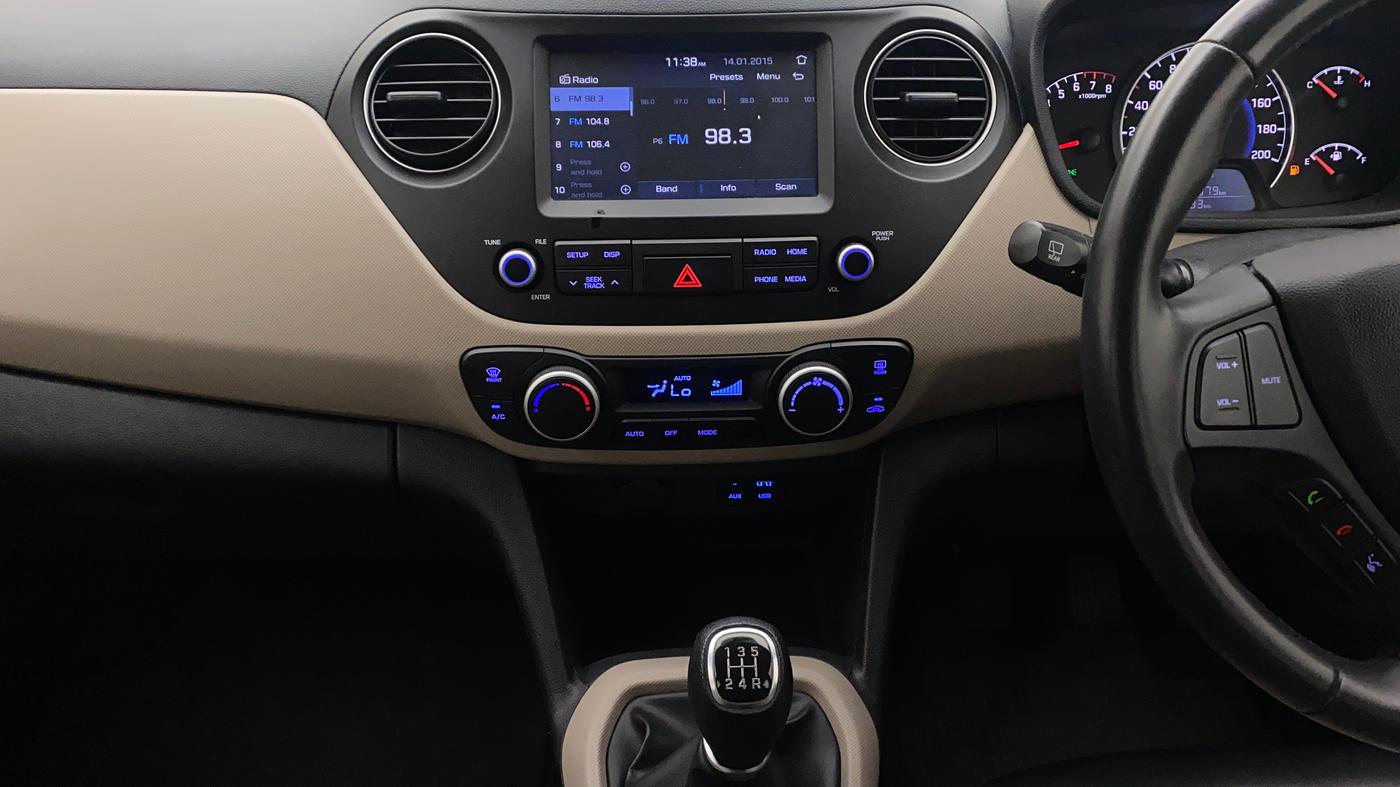 2018 Hyundai Grand i10 ASTA 1.2 KAPPA VTVT, Petrol, Manual, 33,119 km, Air Conditioner