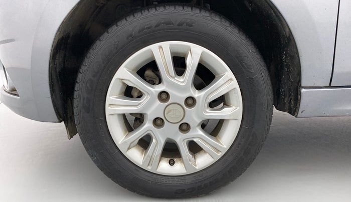 2018 Tata Tiago XZA 1.2 REVOTRON, Petrol, Automatic, 48,343 km, Left Front Wheel
