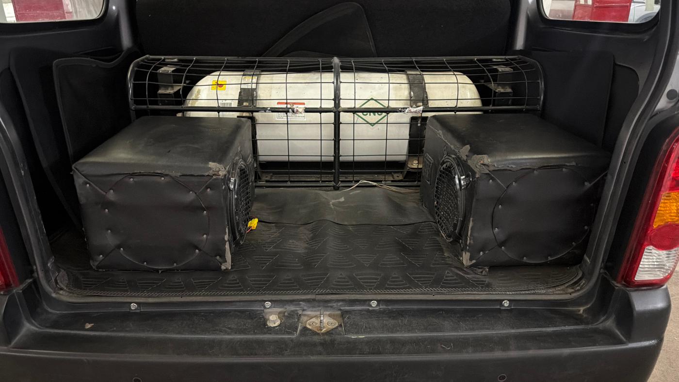 2023 Maruti Eeco 5 STR AC CNG, CNG, Manual, 62,174 km, Boot Inside