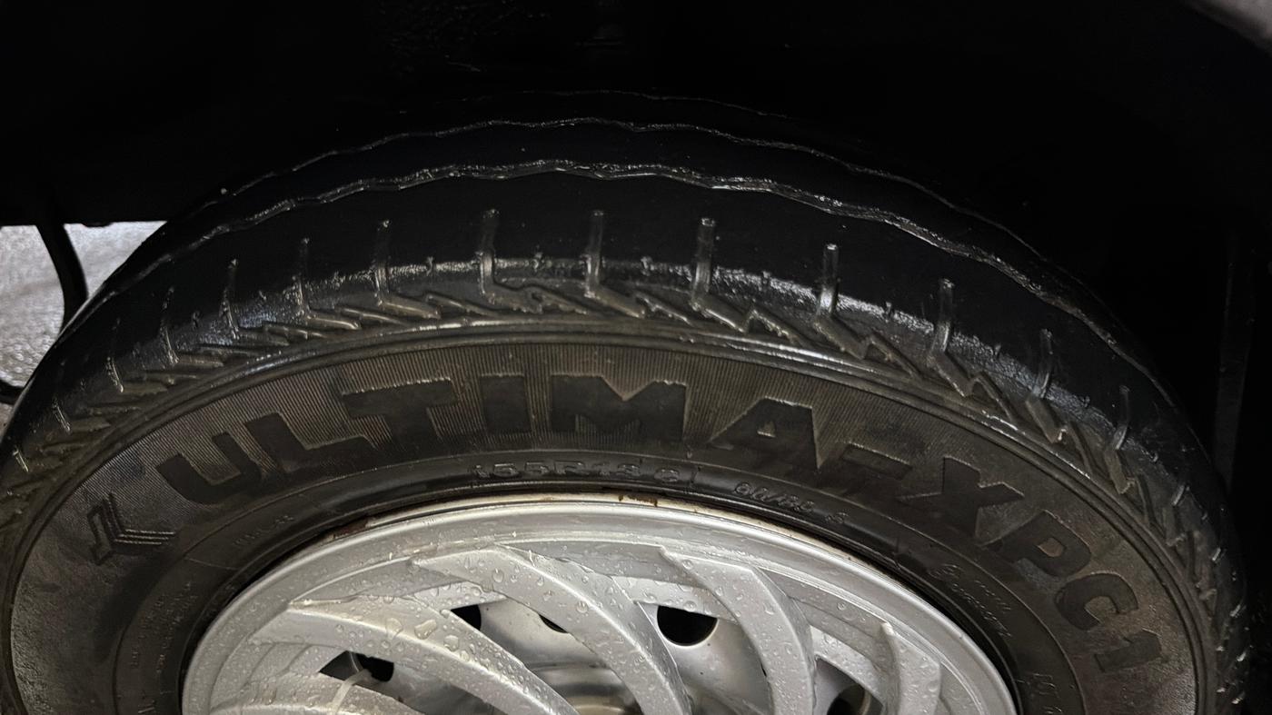 2023 Maruti Eeco 5 STR AC CNG, CNG, Manual, 62,174 km, Left Front Tyre Tread