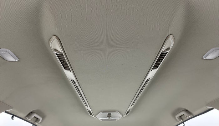 2018 Mahindra MARAZZO M8 7 STR, Diesel, Manual, 63,509 km, Rear AC Vents