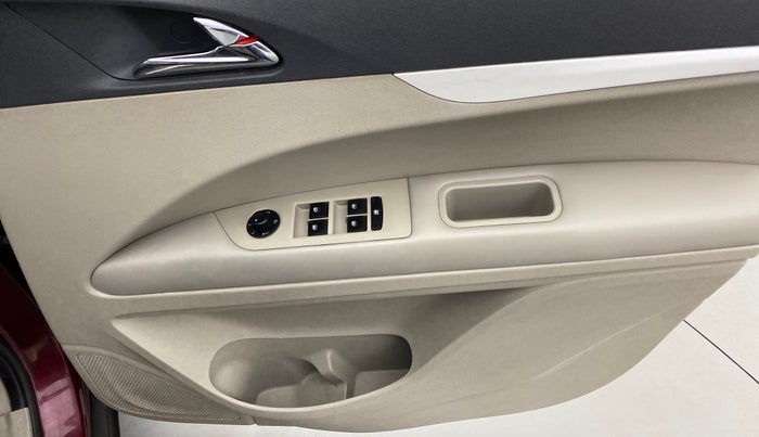 2018 Mahindra MARAZZO M8 7 STR, Diesel, Manual, 63,509 km, Driver Side Door Panels Control