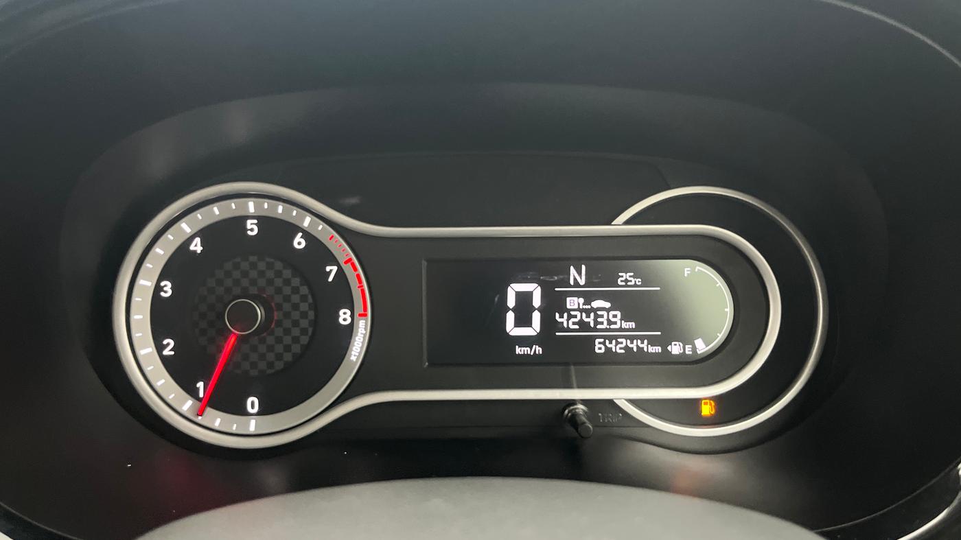 2020 Hyundai GRAND I10 NIOS SPORTZ AMT 1.2 KAPPA VTVT, Petrol, Automatic, 64,243 km, Odometer Image
