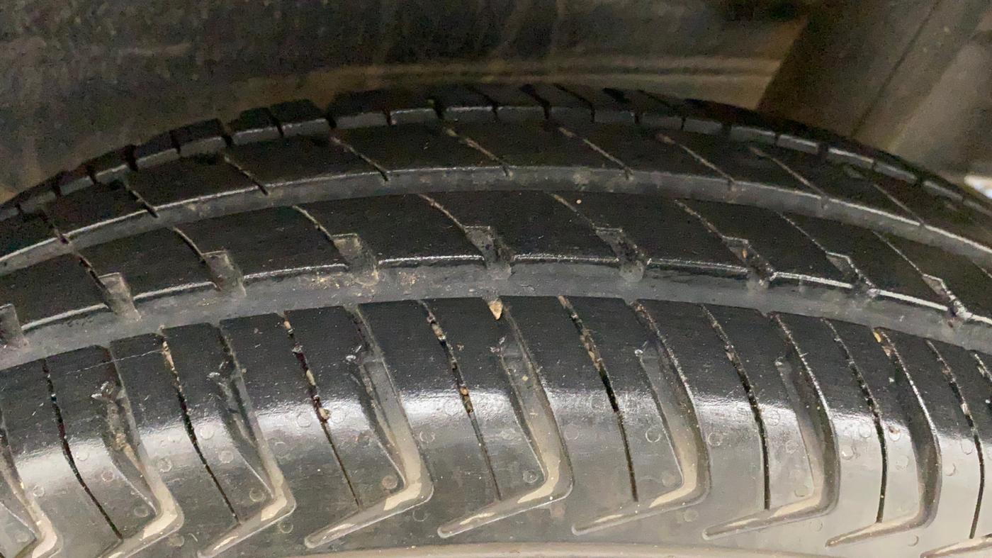 2022 Maruti Alto K10 VXI AMT, Petrol, Automatic, 8,150 km, Left Rear Tyre Tread