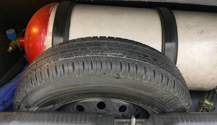 2018 Maruti Swift ZXI AMT, CNG, Automatic, 1,17,441 km, Spare Tyre