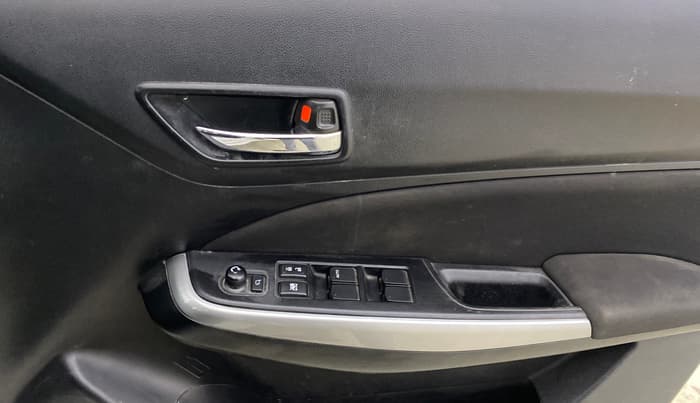 2018 Maruti Swift ZXI AMT, CNG, Automatic, 1,17,441 km, Driver Side Door Panels Control