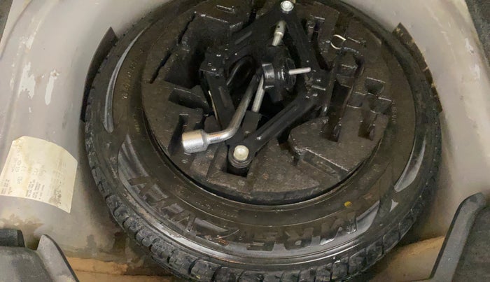 2017 Volkswagen Ameo HIGHLINE1.2L, Petrol, Manual, 71,770 km, Spare Tyre