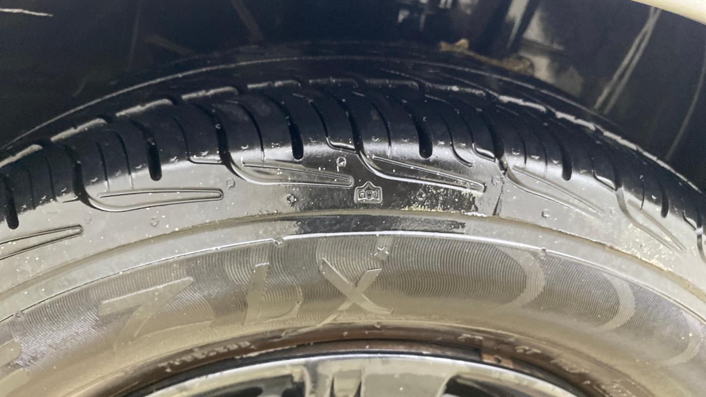 2018 Datsun Redi Go T(O) 1.0L LIMITED EDITION, Petrol, Manual, 1,19,091 km, Right Front Tyre Tread