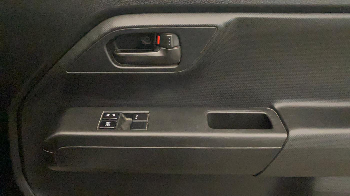2019 Maruti New Wagon-R LXI 1.0, Petrol, Manual, 69,780 km, Driver Side Door Panels Control