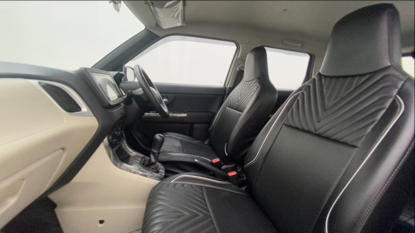 2020 Maruti New Wagon-R ZXI 1.2, Petrol, Manual, 28,545 km, Right Side Front Door Cabin
