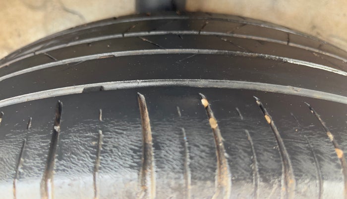 2023 Hyundai NEW I20 SPORTZ 1.2 IVT, Petrol, Automatic, 44,217 km, Right Rear Tyre Tread