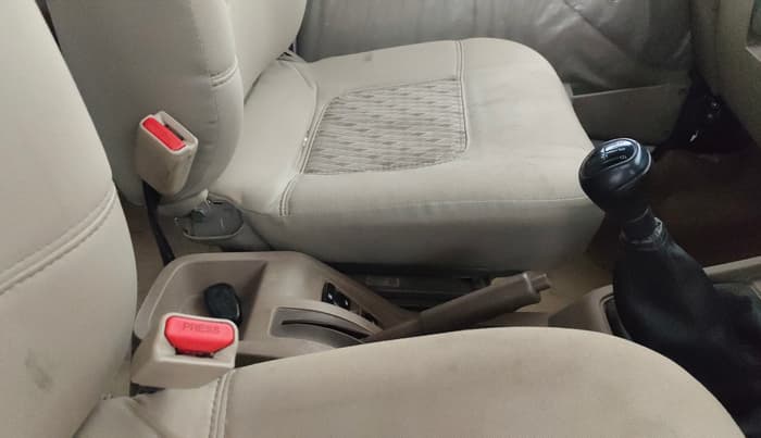 2020 Mahindra Bolero B6, Diesel, Manual, 72,473 km, Gear Lever