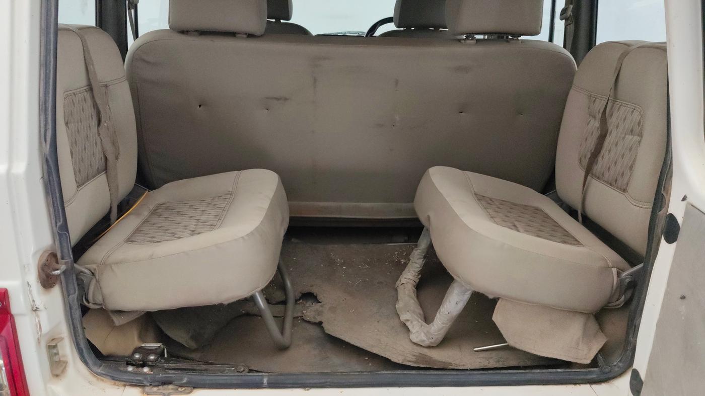 2020 Mahindra Bolero B6, Diesel, Manual, 72,473 km, Boot Inside