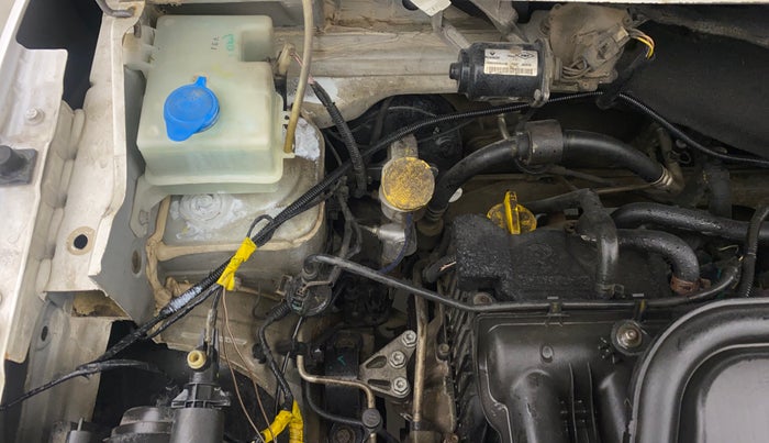 2016 Renault Kwid RXT 0.8, Petrol, Manual, 77,314 km, Engine View - Right