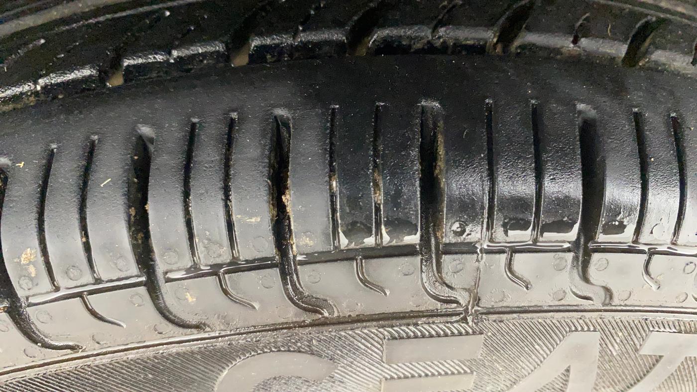 2012 Maruti Alto 800 LXI, Petrol, Manual, 85,772 km, Left Front Tyre Tread