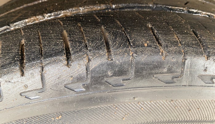 2017 Honda City 1.5L I-VTEC VX CVT, Petrol, Automatic, 68,322 km, Right Rear Tyre Tread