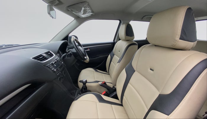 2015 Maruti Swift VXI D, Petrol, Manual, 43,301 km, Right Side Front Door Cabin