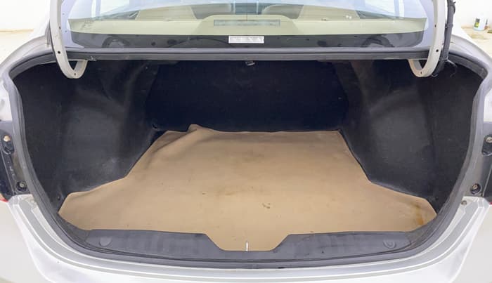 2017 Maruti Ciaz ALPHA 1.4 PETROL, Petrol, Manual, 68,757 km, Boot Inside