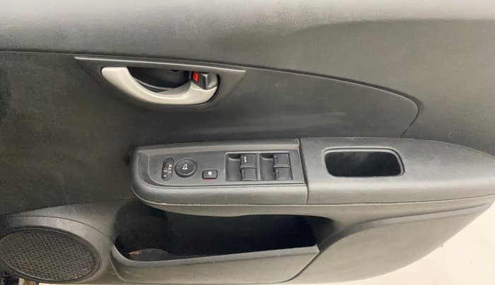 2017 Honda BR-V 1.5L I-VTEC S, Petrol, Manual, 73,920 km, Driver Side Door Panels Control