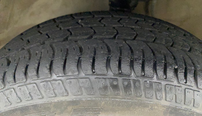 2017 Maruti Alto K10 VXI (O) AMT, Petrol, Automatic, 19,910 km, Left Front Tyre Tread