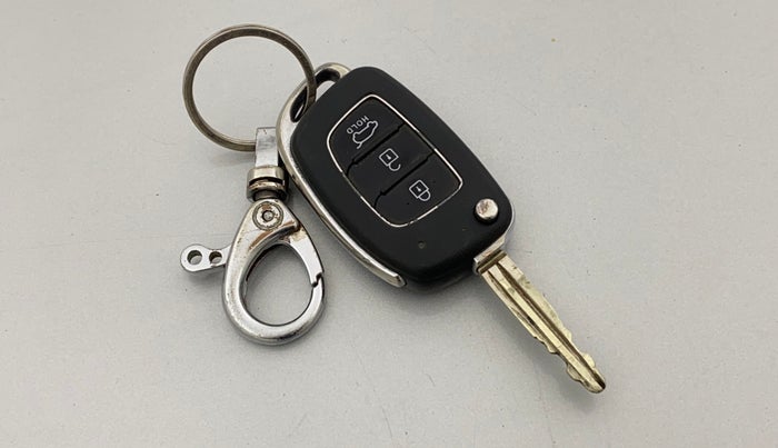 2018 Hyundai Elite i20 ASTA 1.2, CNG, Manual, 88,661 km, Key Close Up