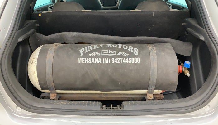 2018 Hyundai Elite i20 ASTA 1.2, CNG, Manual, 88,661 km, Boot Inside