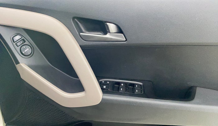 2018 Hyundai Creta SX PLUS AT 1.6 PETROL, Petrol, Automatic, 33,321 km, Driver Side Door Panels Control